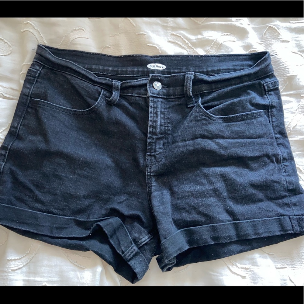 Black Old Navy Jean Shorts - Picture 1 of 3